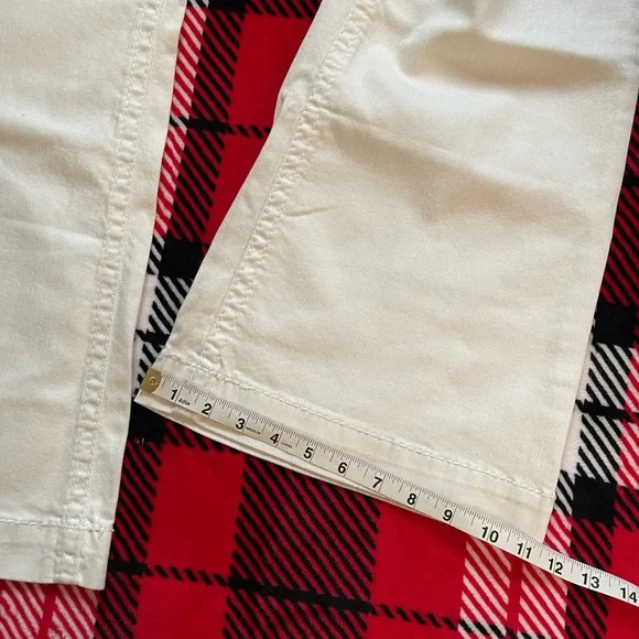 Maurices vintage white flare jeans 2 button - Picture 9 of 9